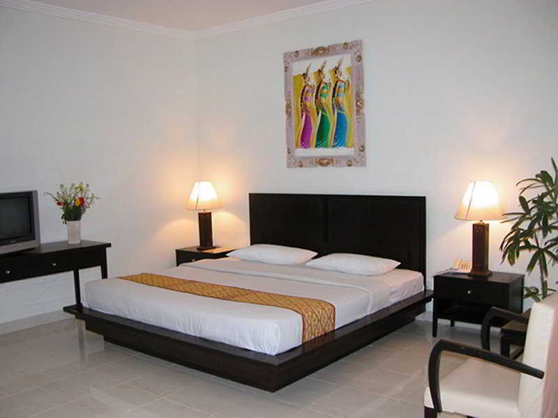 Restu Bali Hotel Legian Exterior foto